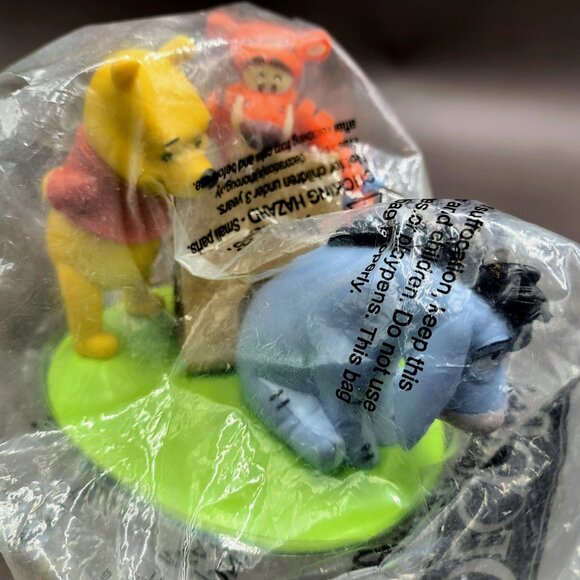 NEW Vintage Winnie the Pooh Tigger Eeyore DecoPac Cake Topper Decoration - Picture 5 of 8